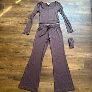 Long Sleeve Scoop Neck Top & Drawstring Lounge Pants - brown